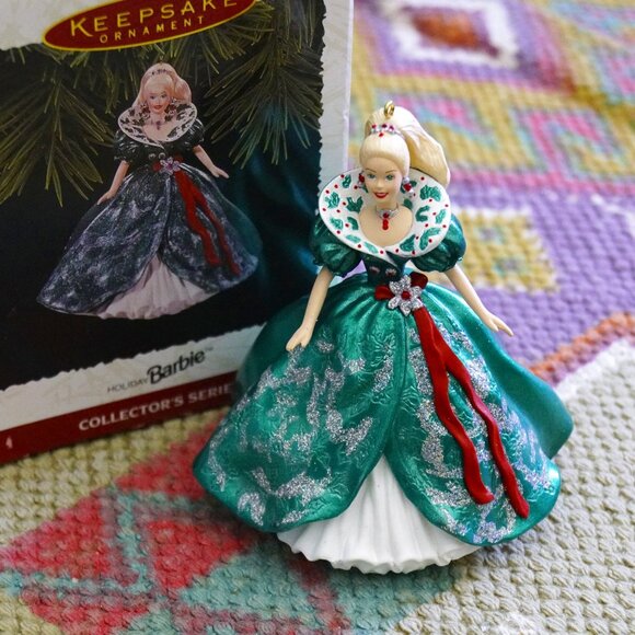 Vintage 1995 NEW IN BOX "Holiday Barbie" Hallmark Keepsake Ornament - Picture 1 of 9